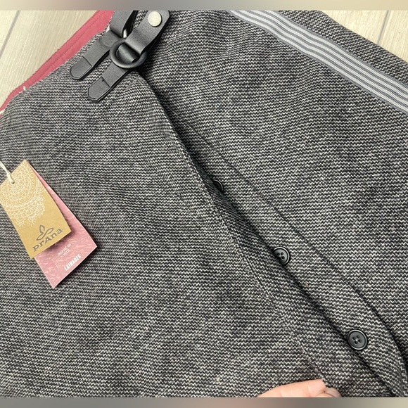 Prana wool skirt BNWT plaid lining - Picture 2 of 5